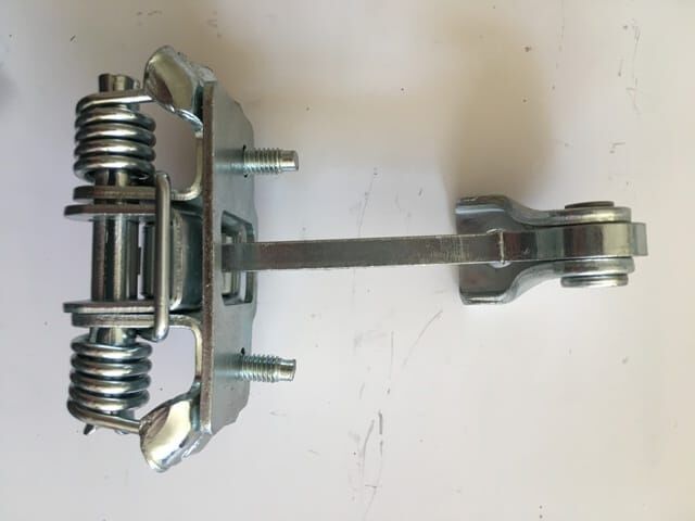 RENAULT MASTER- 2- 04/10; ÖN KAPI DURDURUCUSU SAĞ/SOL AYNI (ADET) (KAPI GERGİSİ)