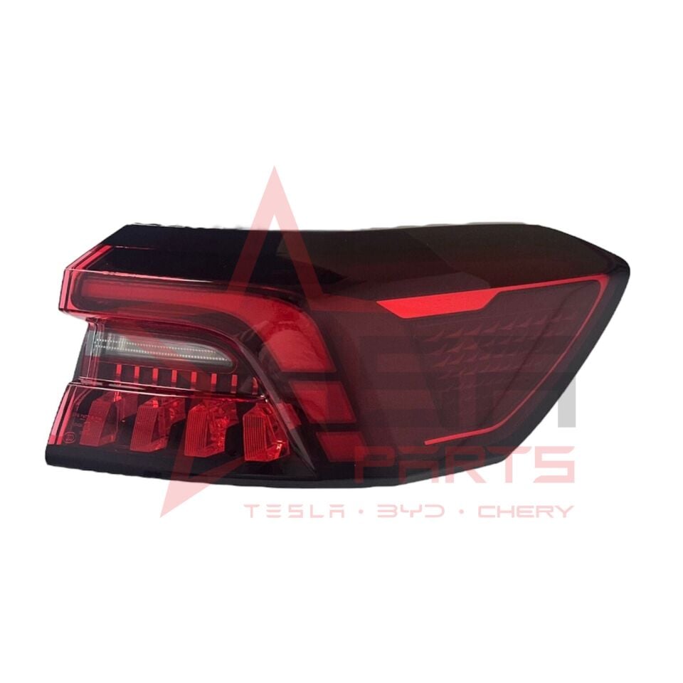2025+ Chery Tiggo 8 Sağ Dış Stop (Tiggo Yazılı) 605000913