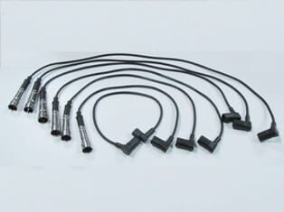 MERCEDES E CLASS- W123- 77/85; BUJİ KABLOSU TAKIM (12V)(280 KASA M110)2.8 cc (YOW JUNG)