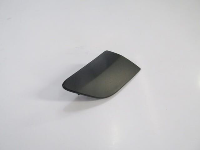 VOLKSWAGEN GOLF- 5- 05/09; ÖN TAMPON BANDI SAĞ SİYAH (FAR YIKAMA KAPAĞI) (GTI/R32) (TW)