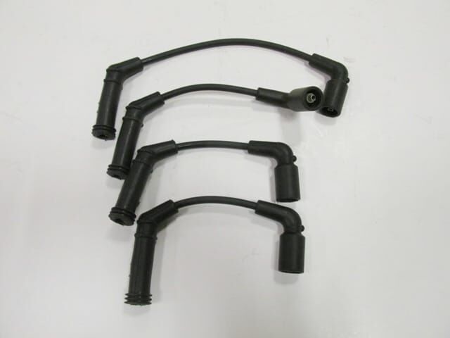 CHEVROLET KALOS- SD/HB- 05/06; BUJİ KABLOSU TAKIM (8V)(B12S1)1.2 cc (YOW JUNG)