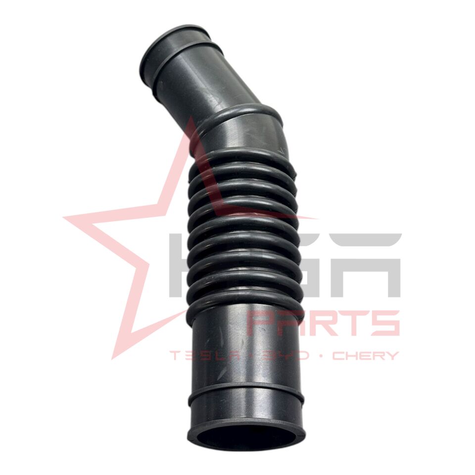 1996-2005 Mitsubishi L300 Hava Filtre Hortumu MD061567