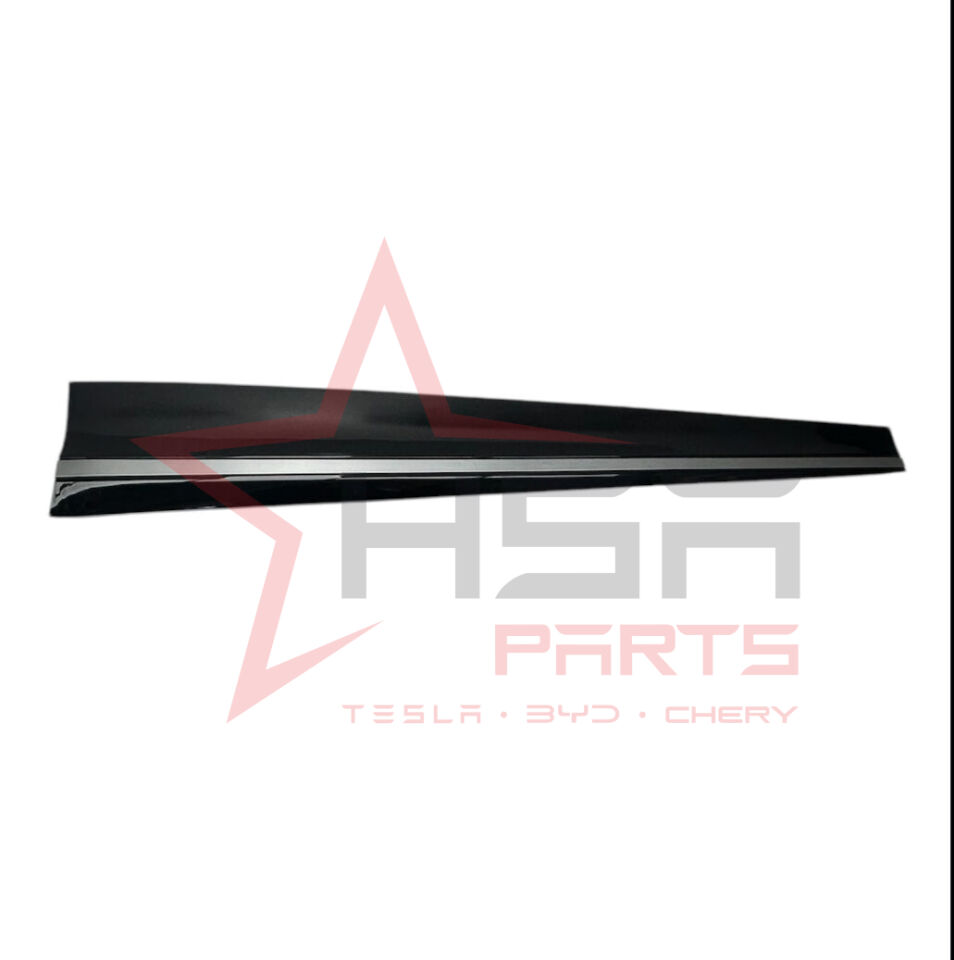 2022-2024 MG MG4 Sol Ön Kapı Bandı (Yüksek Paket Parlak) 11197526