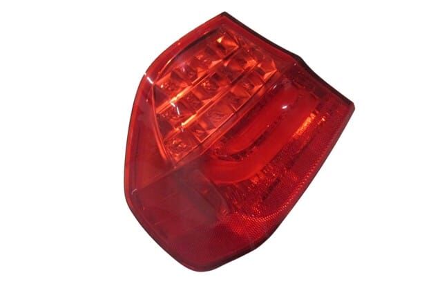 (YENİ ÜRÜN!!!)BMW 3 SERI- E90- 09/11; DIŞ STOP LAMBASI SOL KIRMIZI (LEDLİ/DUYLU) (LCI) (E MARKLI)