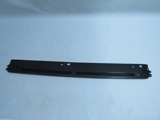 MITSUBISHI CANTER- FUSO- 06/12; ÖN CAM IZGARASI ORTA (SİLGİ PANELİ)(BÜYÜK TİP)(FE839/859E/859G) (TW)