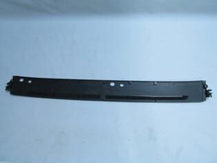 MITSUBISHI CANTER- FUSO- 06/12; ÖN CAM IZGARASI ORTA (SİLGİ PANELİ)(BÜYÜK TİP)(FE839/859E/859G) (TW)