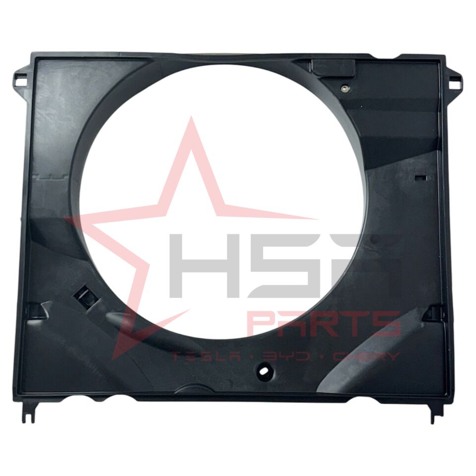 2015-2017 Toyota Hilux Fan Davlumbazı 16711-0L140