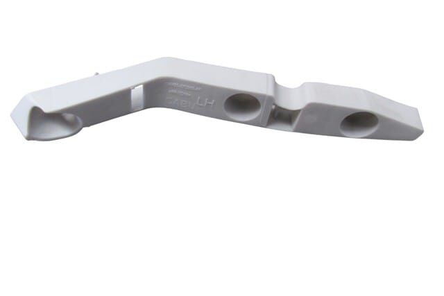 FORD FOCUS- SD/HB- 05/07; ÖN TAMPON İÇ BAĞLANTI BRAKETİ SOL (YAN KULAĞA TAKILAN) PLASTİK