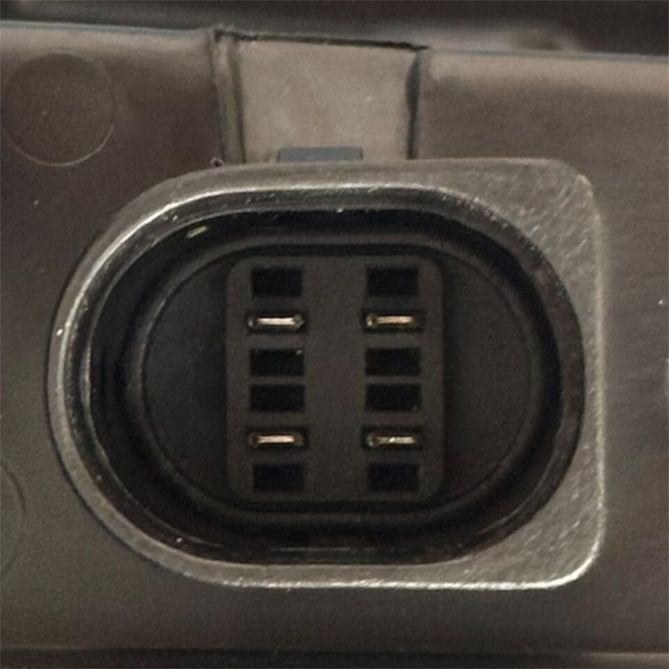 Seat Stop Leon 17-20 Dış Sol (Ledli)