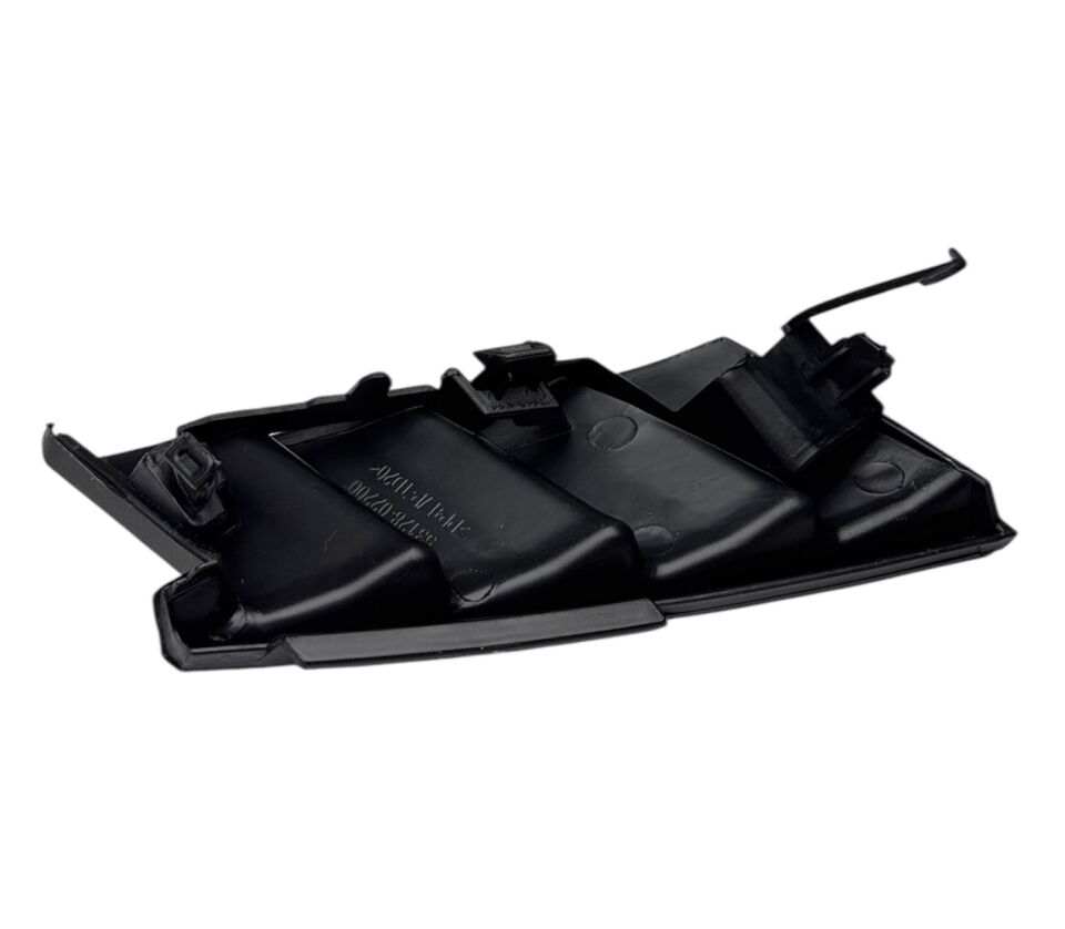 Toyota Çeki Kapağı Corolla 19-22 Ön (Izgarada)