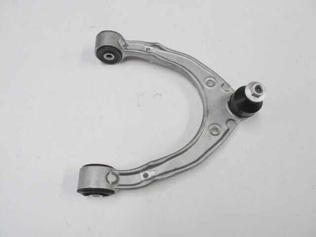 AUDI Q7- 12/14; ÖN ÜST TABLA SAĞ/SOL AYNI (ADET)(SALINCAK) (SH)