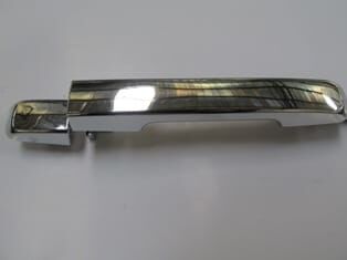 ISUZU D MAX- PICK UP- 12/17; ÖN KAPI DIŞ AÇMA KOLU SAĞ NİKELAJLI (HUSHAN)