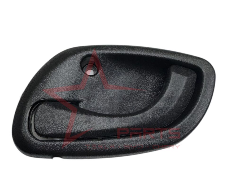 2002-2006 Suzuki Alto Sol Ön İç Kapı Kolu 83104-M77G00-T01