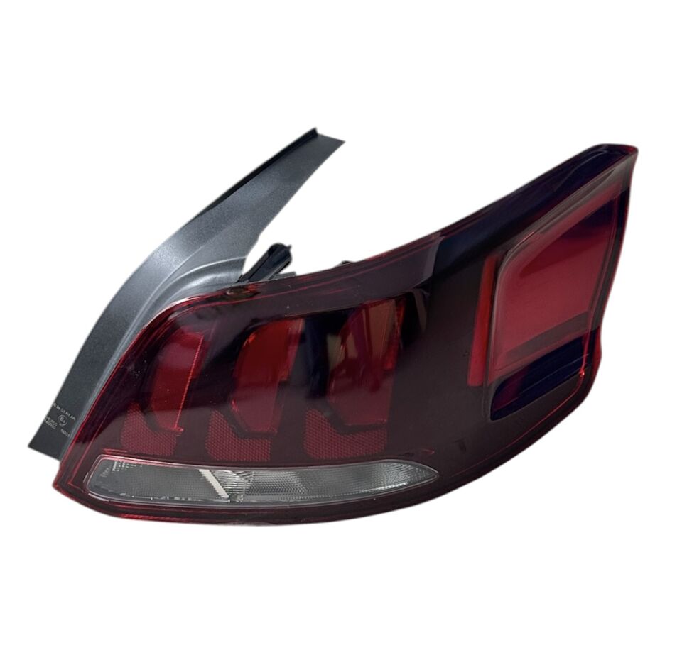 Peugeot Stop 301 17-20 Sağ (Duysuz)