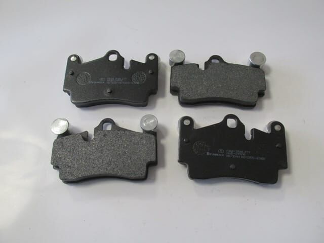 VOLKSWAGEN TOUAREG- 07/09; ARKA FREN BALATASI 3,6/4,2/5,0/6,0(KABLOSUZ)(DİSK)(112x73x16) (BRAMAX)