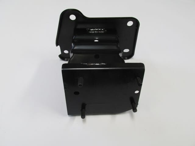 NISSAN QASHQAI- J11- 14/16; ÖN TAMPON İÇ DEMİRİ BAĞLANTI BRAKETİ SOL (EAGLE BODY)