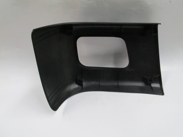 MITSUBISHI CANTER- FUSO- 13/23; ÖN TAMPON UCU SOL SİYAH (SİS DELİKLİ) (FPI)