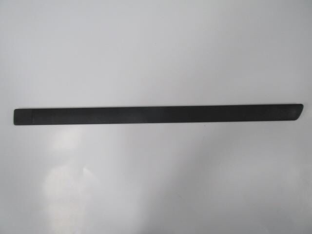 FORD FOCUS C MAX- 04/06; ARKA KAPI BANDI SOL SİYAH