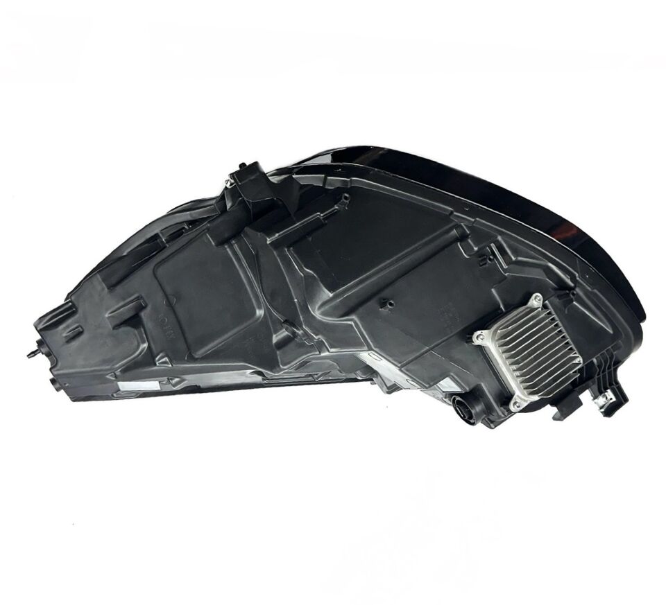 Tesla Far Tesla Y 22-24 Sağ (Beyinli/Ledli/Mercekli)