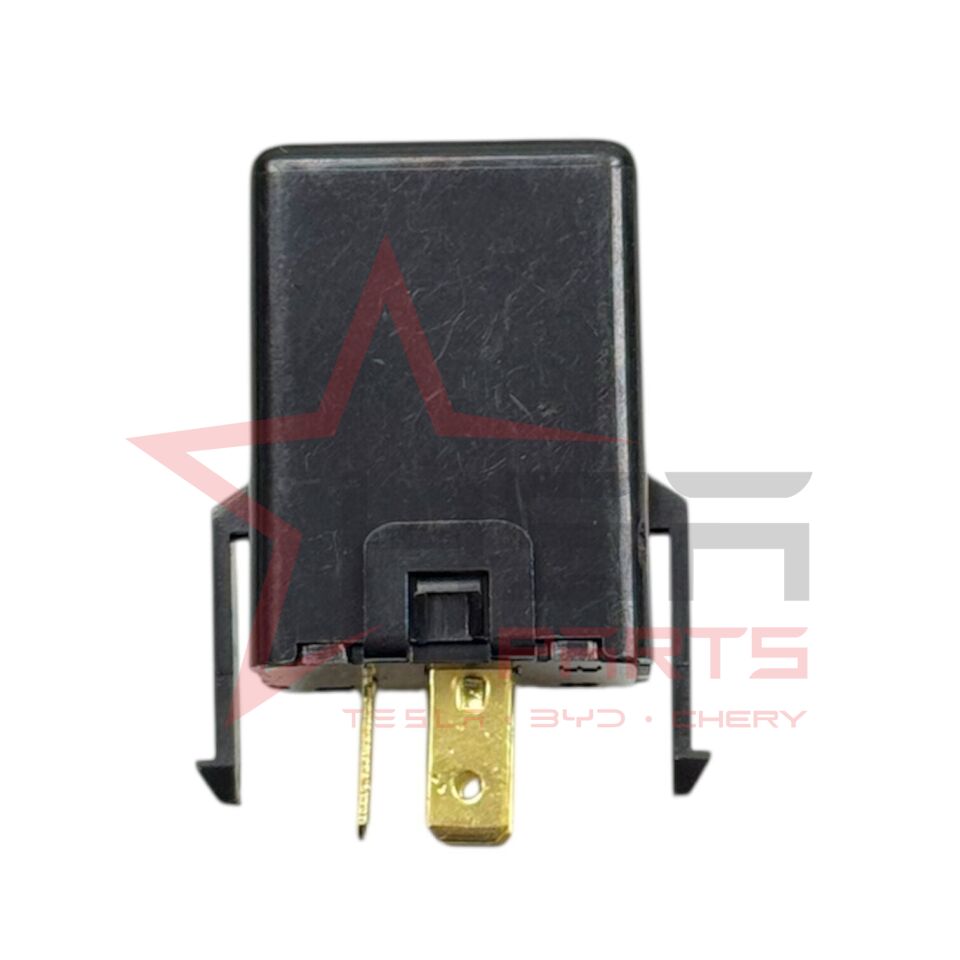 1994-2005 Hyundai H100 Sinyal Flaşör Rölesi (Uyumlu Araçlar: 2000-2005 Accent / 1990-2005 L300 / 1996-2000 Elantra / 1996-2001 Sonata / 1995-2000 Getz / 1998-2006 Starex / 2006-2009 Bongo / 1990-1998 L200) 95550-21002