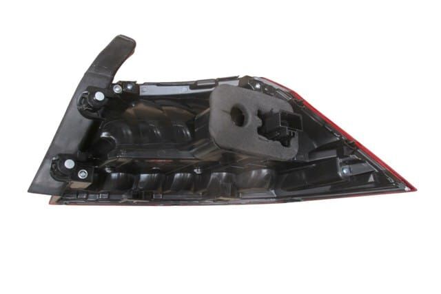 (YENİ ÜRÜN!!!)VOLKSWAGEN PASSAT- B8- 19/22; STOP LAMBASI SOL KIRMIZI/BEYAZ LEDLİ (E MARKLI)