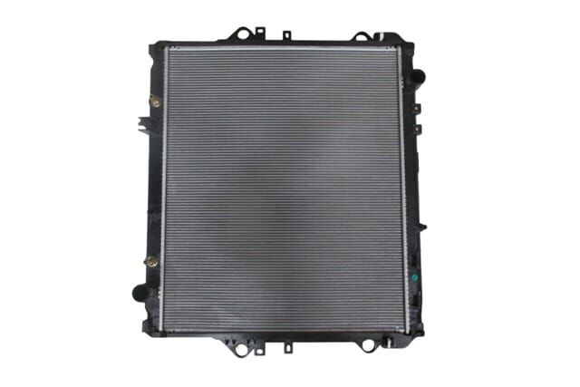 TOYOTA HILUX- PICK UP- 15/19; SU RADYATÖRÜ 2.4/2.8 (BRAZİNG) (550x655x26) (OTOMATİK) ALM (ORİS)