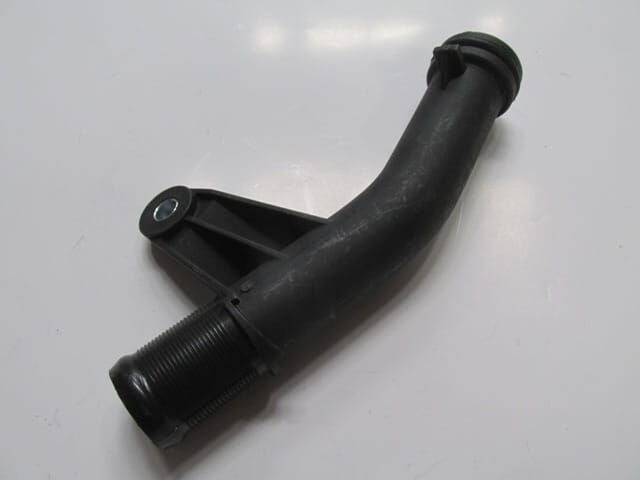 RENAULT MEGANE- 1- 98/99; DEVİRDAİM SU BORUSU 1,9cc