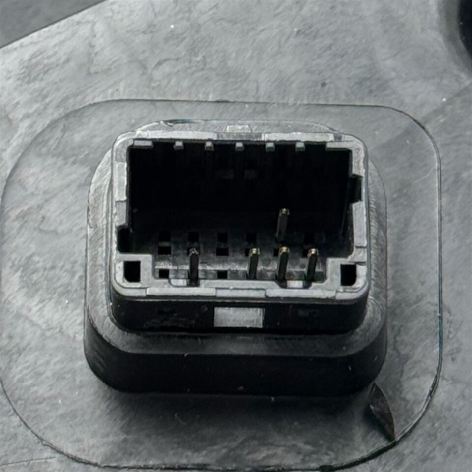 Hyundaı Ayna Dikiz Bayon 22-24/İ20 22-26 Sol (Elektrikli/Sinyalli/5 Fişli)