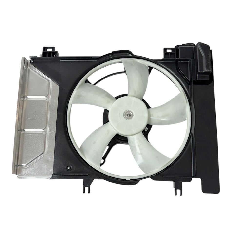 Toyota Yaris 1.0-1.33 Fan Motoru ( Komple)