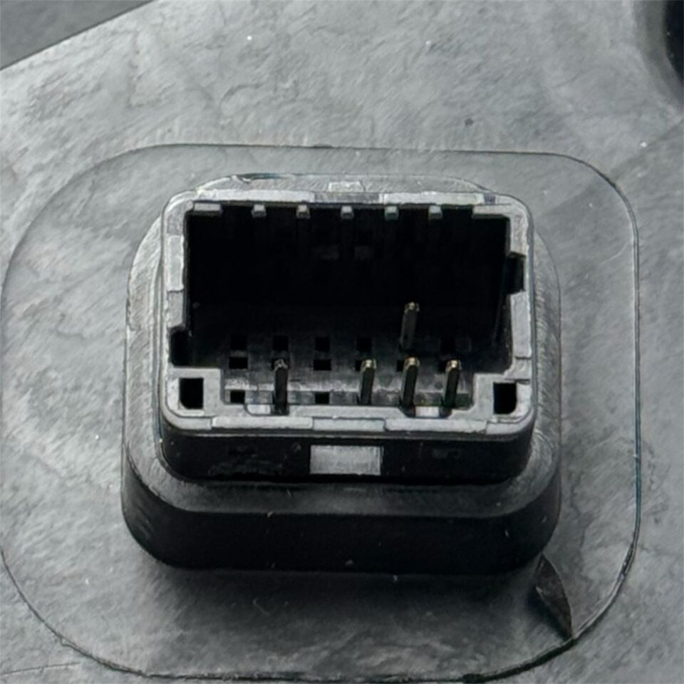 Hyundaı Ayna Dikiz Bayon 22-24/İ20 22-24 Sağ (Elektrikli/Sinyalli/5 Fişli)