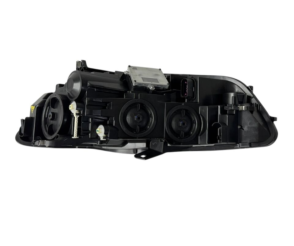 Audı Far A6 15-17 Sağ (Beyinler Üstünde)