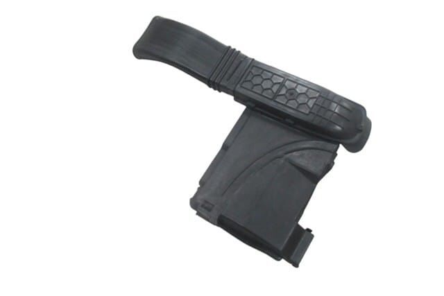 RENAULT TALISMAN- 16/20; AKÜ ÜST PLASTİĞİ (HAVA FİLTRE BORUSU) SOĞUTMA BORUYLA BİRLİKTE