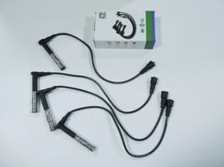 MERCEDES E CLASS- W124- 93/95; BUJİ KABLUSU TAKIM (16V)(200 220 M111)2.0/2.2 cc (YOW JUNG)