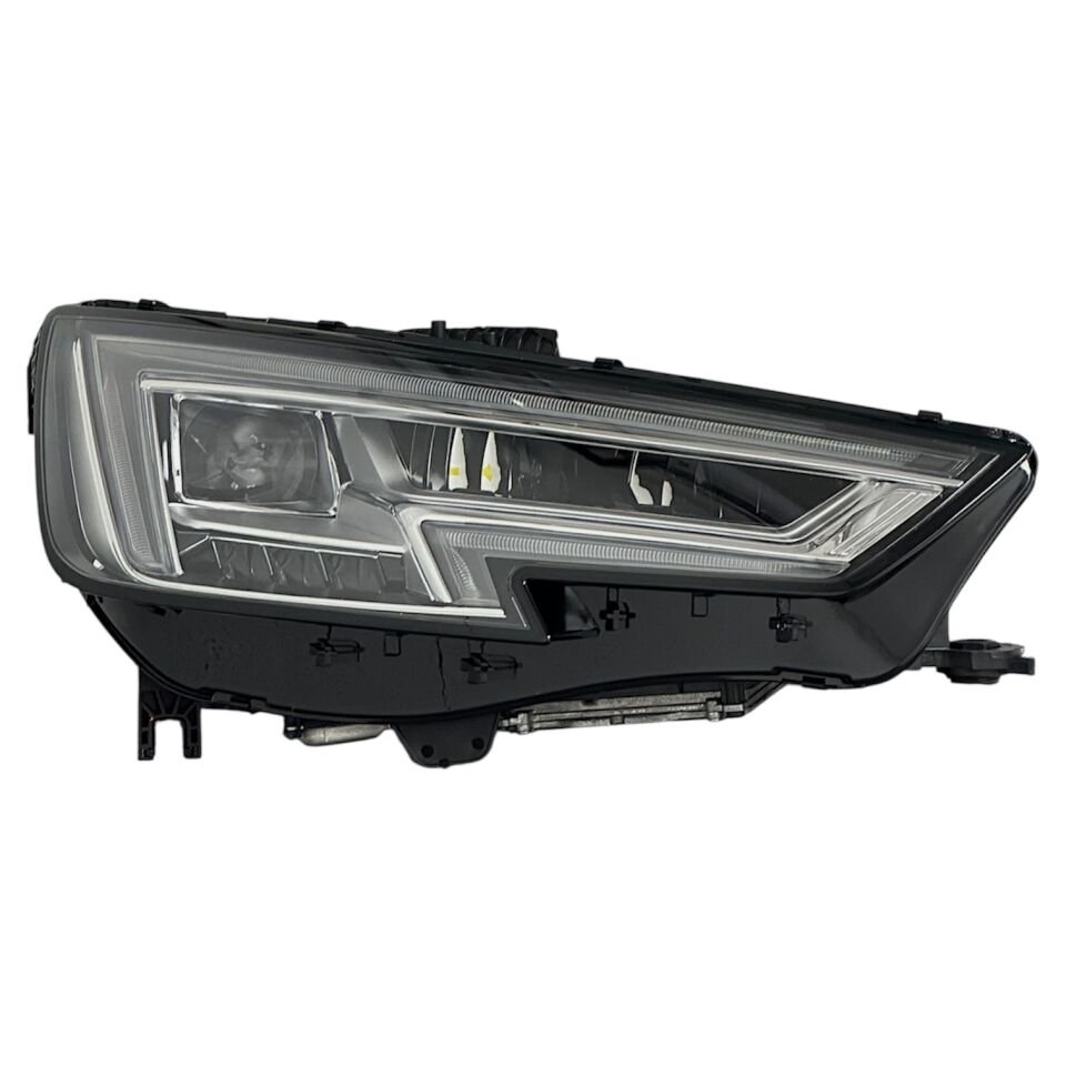 Audı Far A4 16-19 Sağ (Kare Mercek/Beyinler Üstünde)