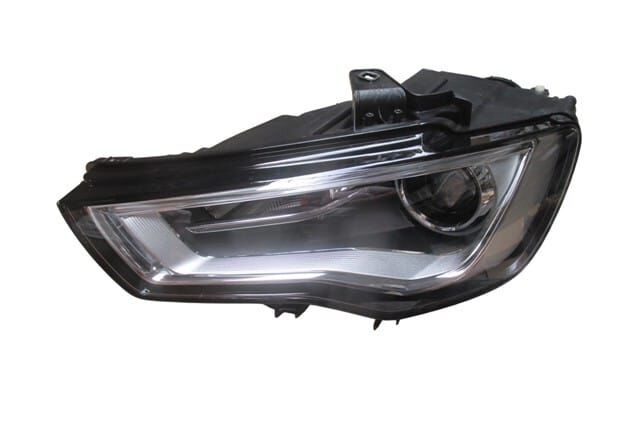 (YENİ ÜRÜN!!!)AUDI A3- SD/HB/SB- 12/16; FAR LAMBASI SOL ELEKTRİKLİ/MOTORLU/MERCEKLİ/XENON/LEDLİ (E MARKLI)