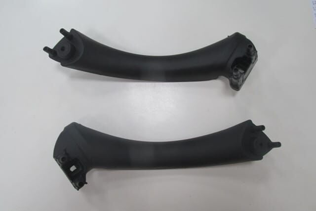 BMW 3 SERI- E90- 05/11; ÖN KAPI İÇ ÇEKME KOLU SAĞ/SOL SET (2 PARÇA) SİYAH