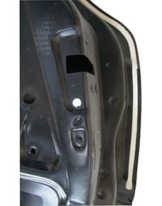 FORD FOCUS- SD/HB- 08/11; ARKA KAPI KOMPLE SOL SİYAH BAND DELİKSİZ (İCELİ/ÇEKOMASTİKLİ) (BFN)