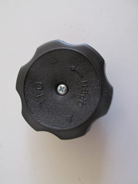 MITSUBISHI L300- MİNİBÜS- 88/09; MOTOR YAĞ KAPAĞI (ÜSTÜ DÜZ TİP)