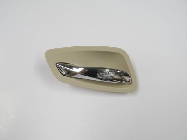 BMW 3 SERI- E90- COUPE- 05/11; ÖN KAPI İÇ AÇMA KOLU SOL BEJ (ELCEĞİ NİKELAJLI) (HUSHAN)