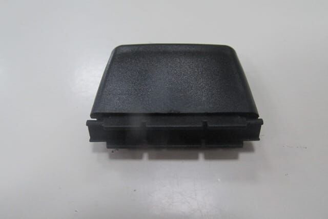 BMW 3 SERI- E90- 05/11; HAVALANDIRMA IZGARASI YÖN DÜĞMESİ