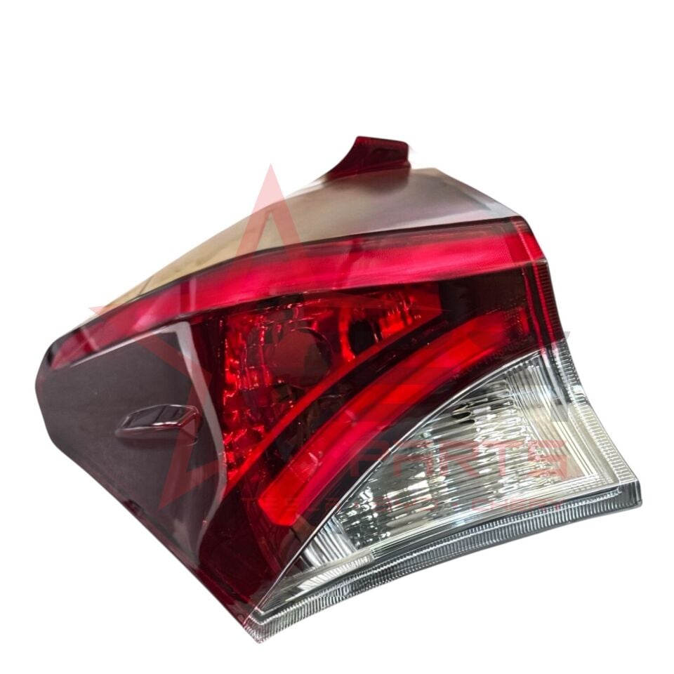 2015-2019 Toyota Auris Sol Dış Stop 81561-02A60