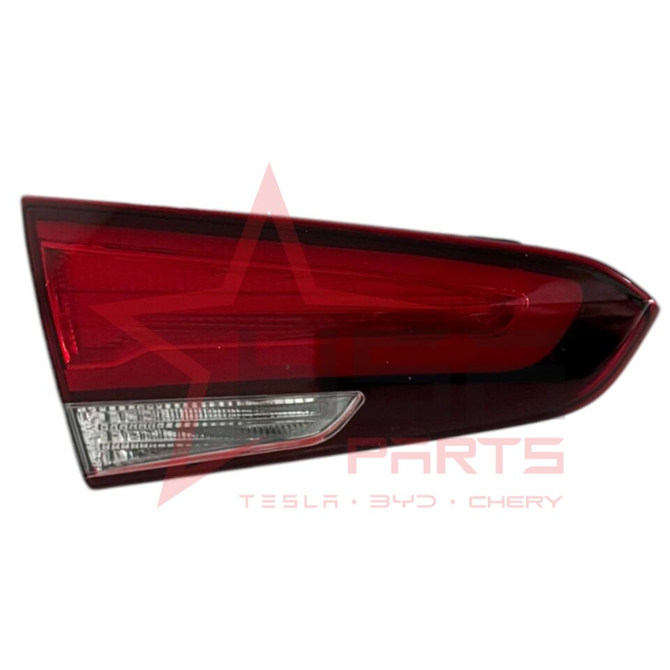 2015-2018 Kia Cerato Sol İç Stop (Ledli) 92403-A7700