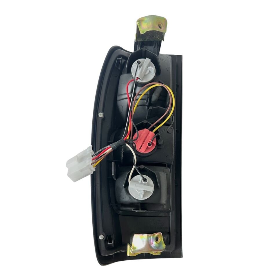 Nıssan Stop D22 98-02/Yd25 02-12/Np300 02-12 Sağ (Duylu)