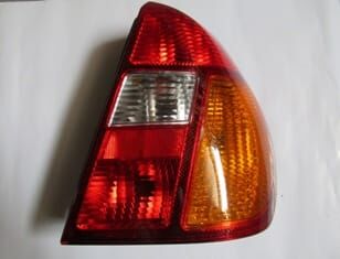RENAULT CLIO- 2- SD- 02/06; STOP LAMBASI SOL (KIRMIZI/SARI/BEYAZ) DUYSUZ (MARS)