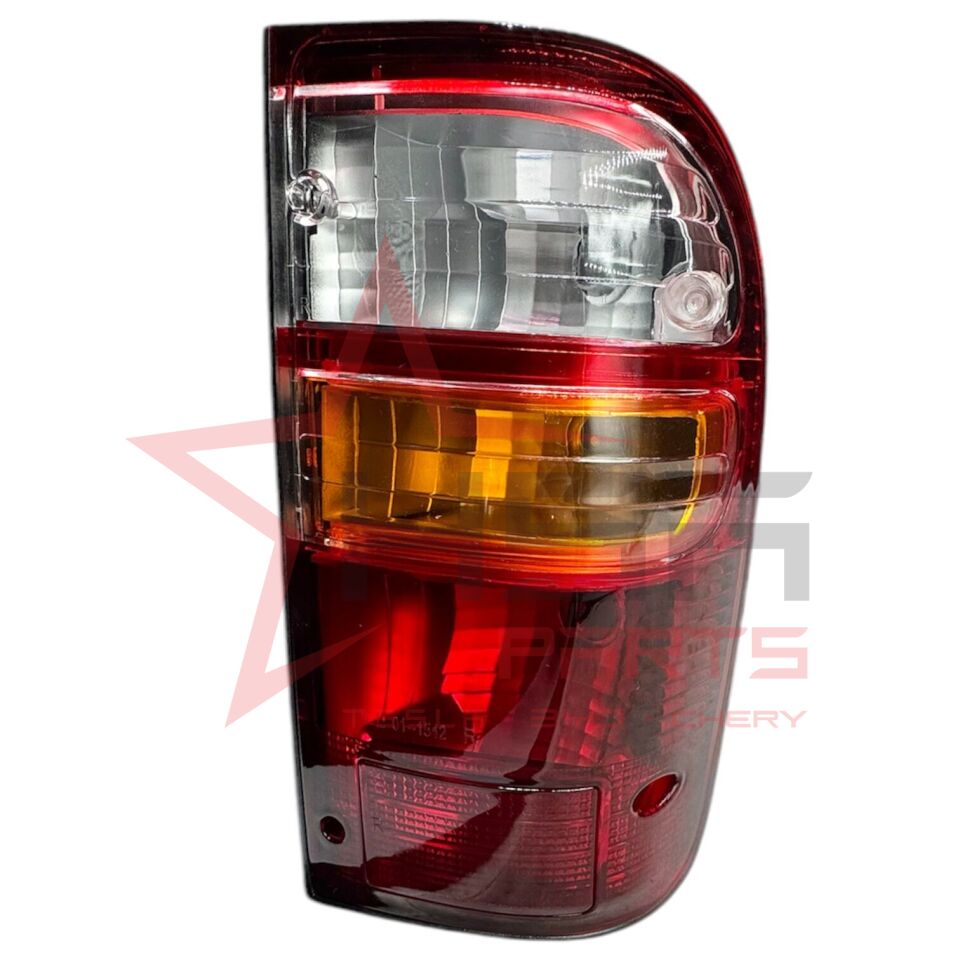 Toyota Hilux LN145 Sağ Stop 2002-2005 (81550-04080)