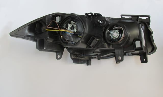 RENAULT MEGANE- 2- 07/09; FAR LAMBASI SOL ELEKTRİKLİ/MOTORSUZ/GRİ MERCEKLİMAKYAJLI(AYFAR (E MARKLI)