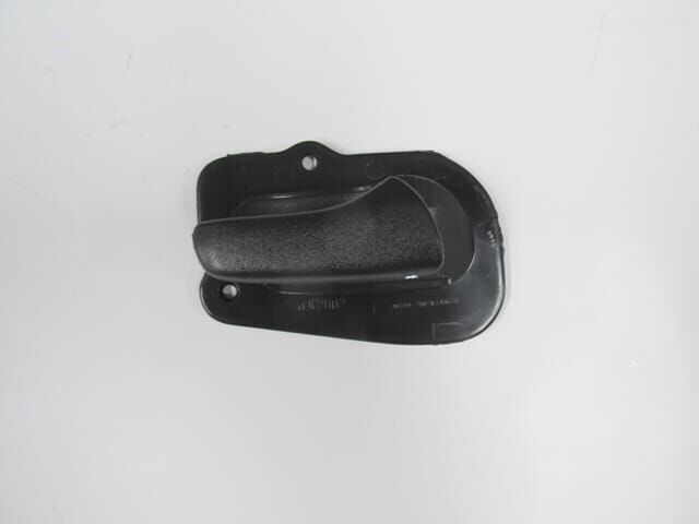 OPEL CORSA- B- 93/00; ÖN KAPI İÇ AÇMA KOLU SAĞ (PÜTÜRLÜ SİYAH) (TW)