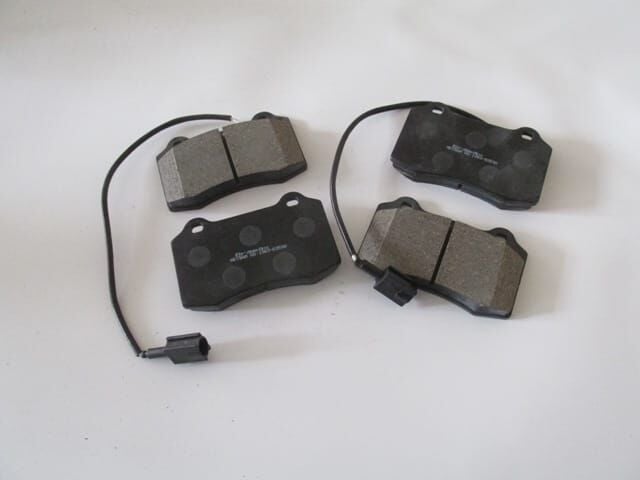 ALFA ROMEO 156- 04/06; ÖN FREN BALATASI (2 KABLOLU) (DİSK) (110x69.3x16.9) (BRAMAX)