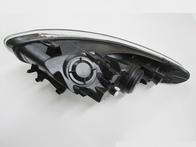 RENAULT FLUENCE- 13/16; FAR LAMBASI SAĞ ELEKTRİKLİ/MOTORLU (MERCEKLİ)(İÇ AYNASI SİYAH(AYFAR)E MARKLI