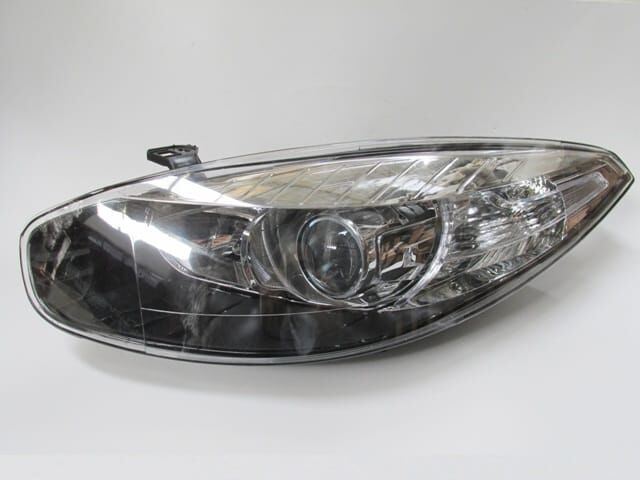 RENAULT FLUENCE- 13/16; FAR LAMBASI SOL ELEKTRİKLİ/MOTORLU (MERCEKLİ)(İÇ AYNASI SİYAH(AYFAR)E MARKLI